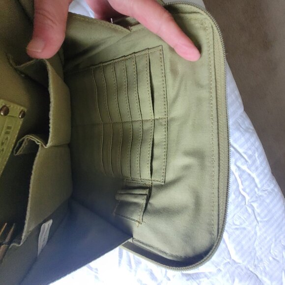 Fossil Green Crossbody Purse - Picture 16 of 16